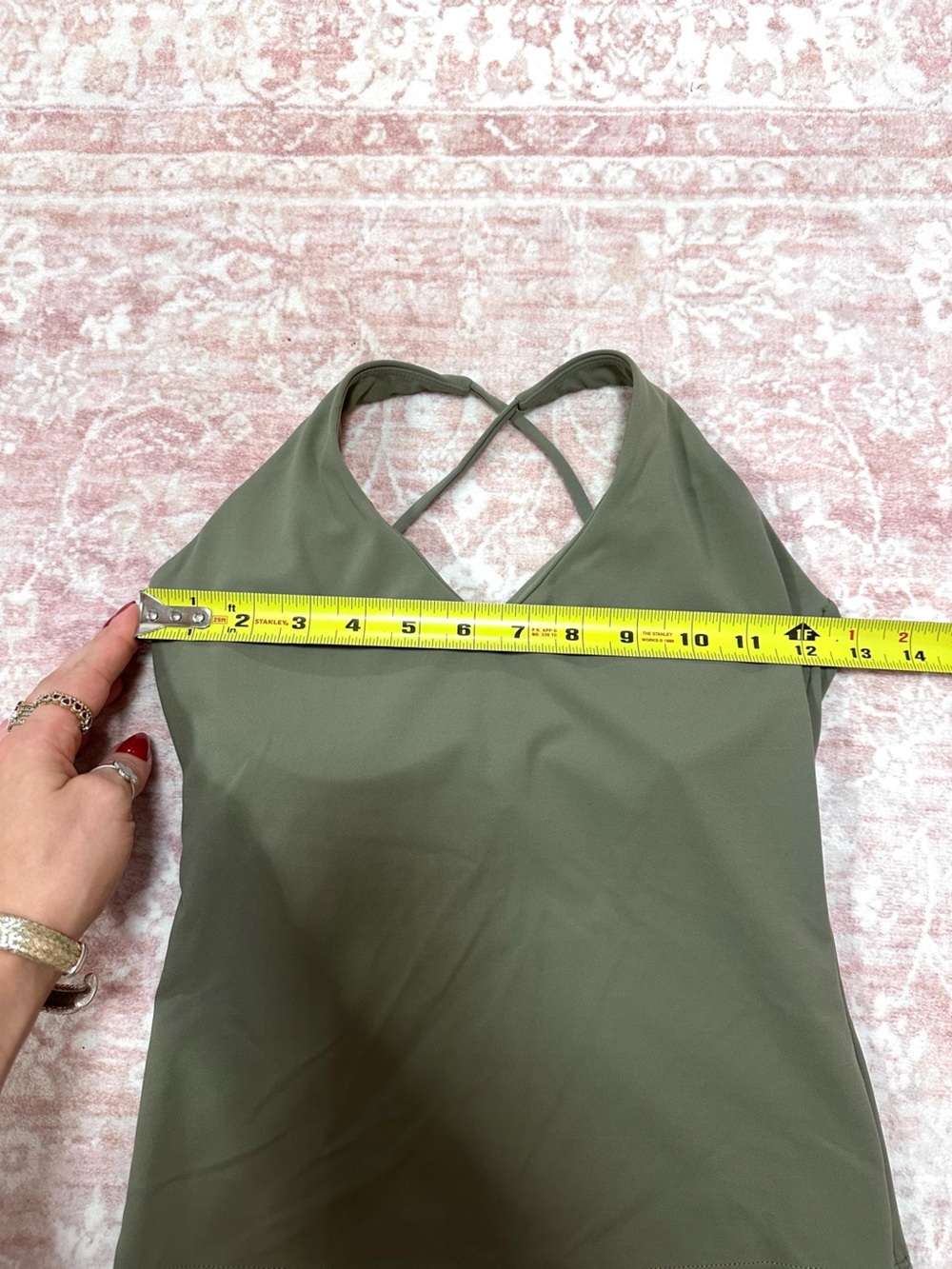 SET 🥑 Workout Army Green Pants & Top - Picture 11 of 12